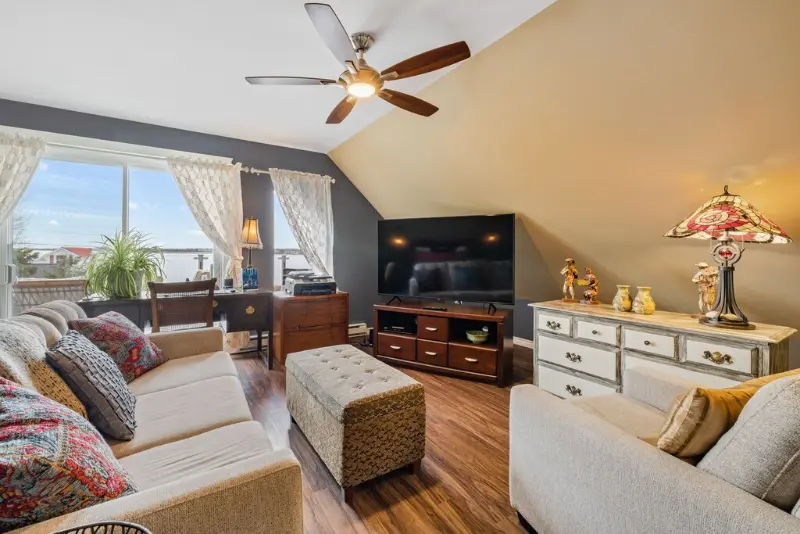 Internet & Wi-Fi & Smart TV’s