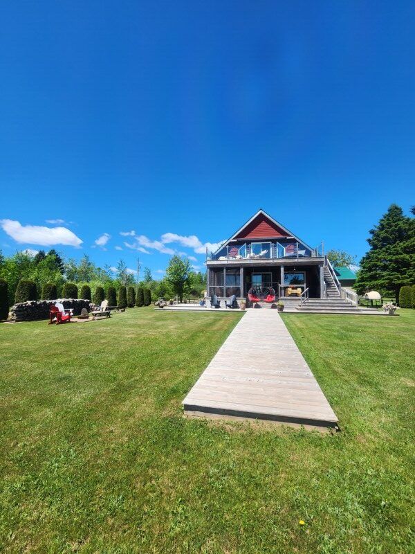 Cottage Home PEI